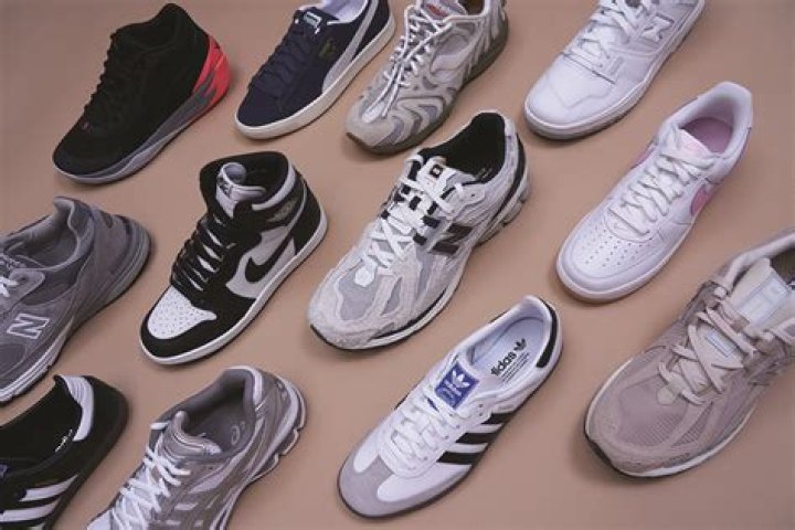 I'm a Podiatrist, and I'd Never Wear These 8 Pairs of Shoes in the Winter